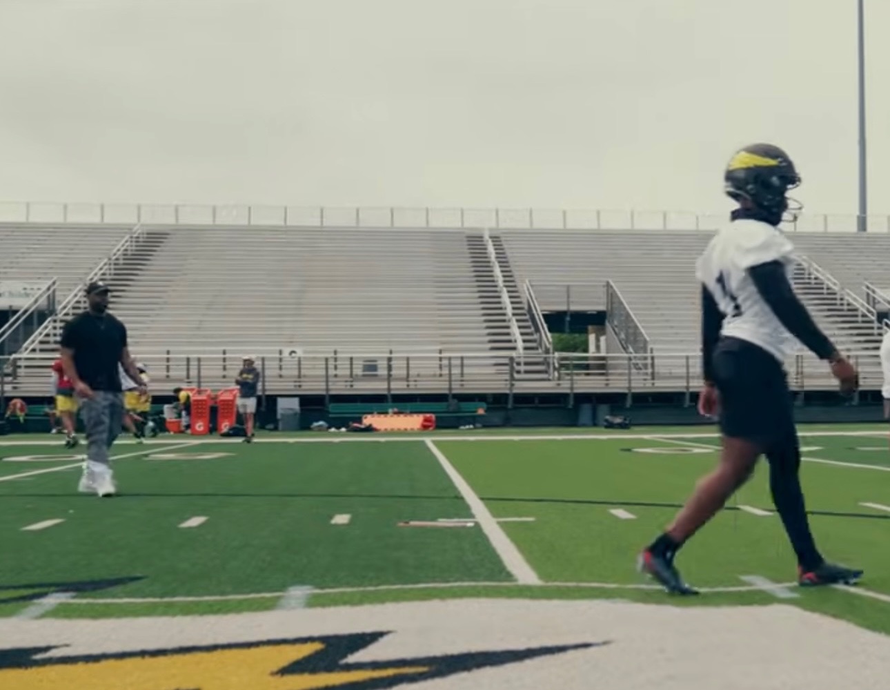 Markus Hawkins on the field during a team practice